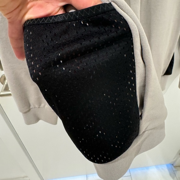 Moncler
2021 Graphic Print Hoodie - Picture 6 of 12